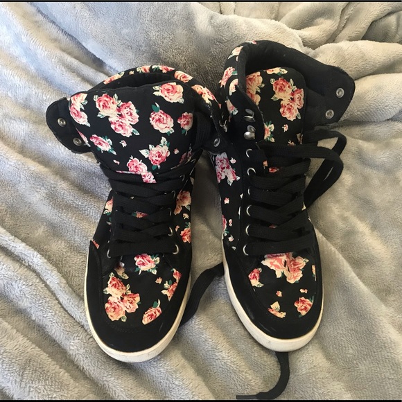 Forever 21 Shoes - Black floral forever 21 high top sneakers size 7